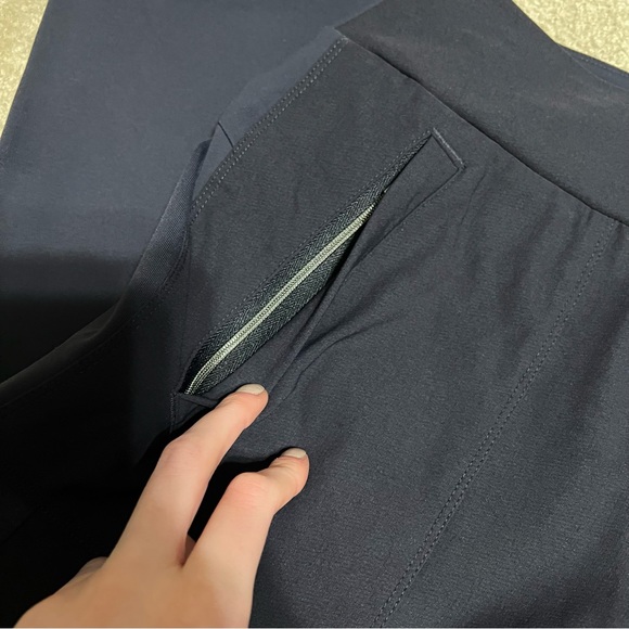 Navy blue Athleta pants - Picture 6 of 6